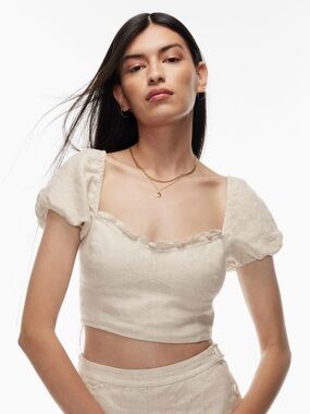 NWOT Aritzia Wilfred White Wander Linen Cropped Top